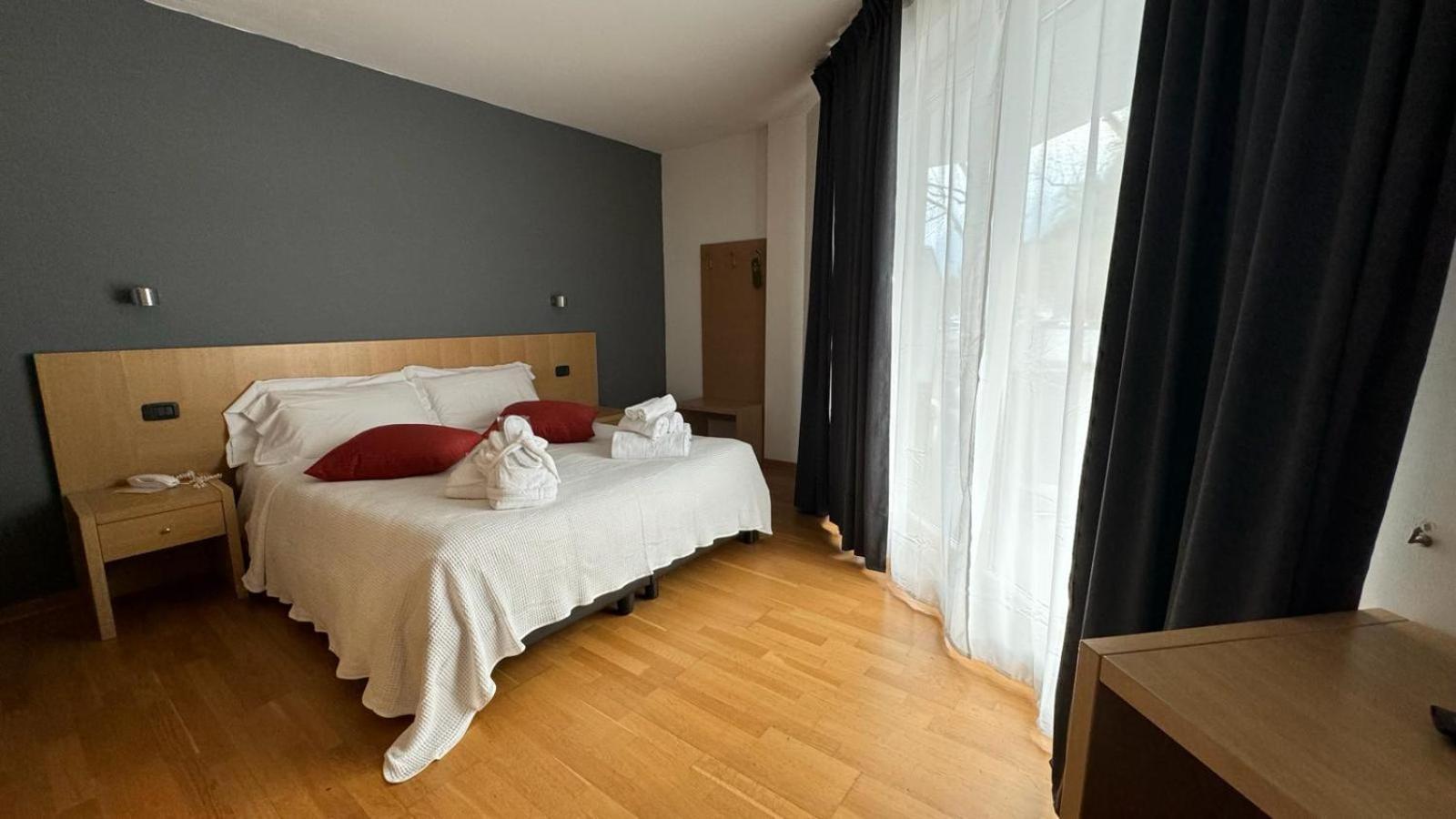 Hotel Oasi Wellness & 4*