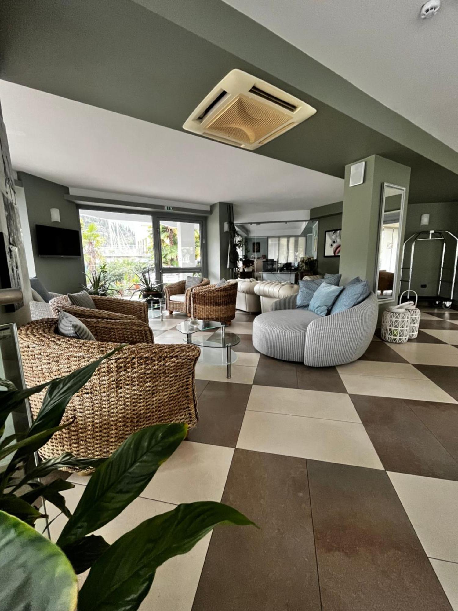 Hotel Oasi Wellness & 4*