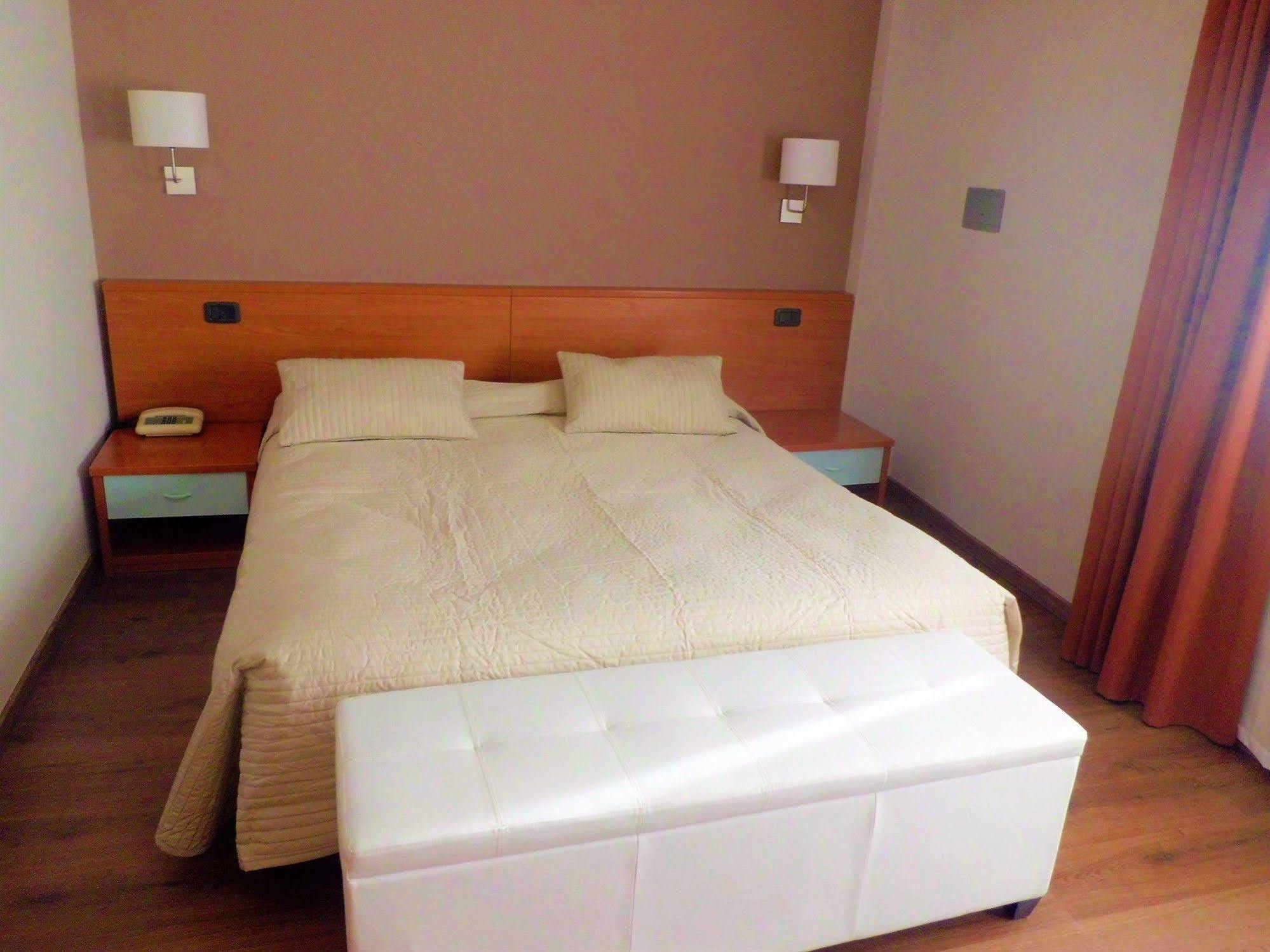 Oasi Wellness & 4*